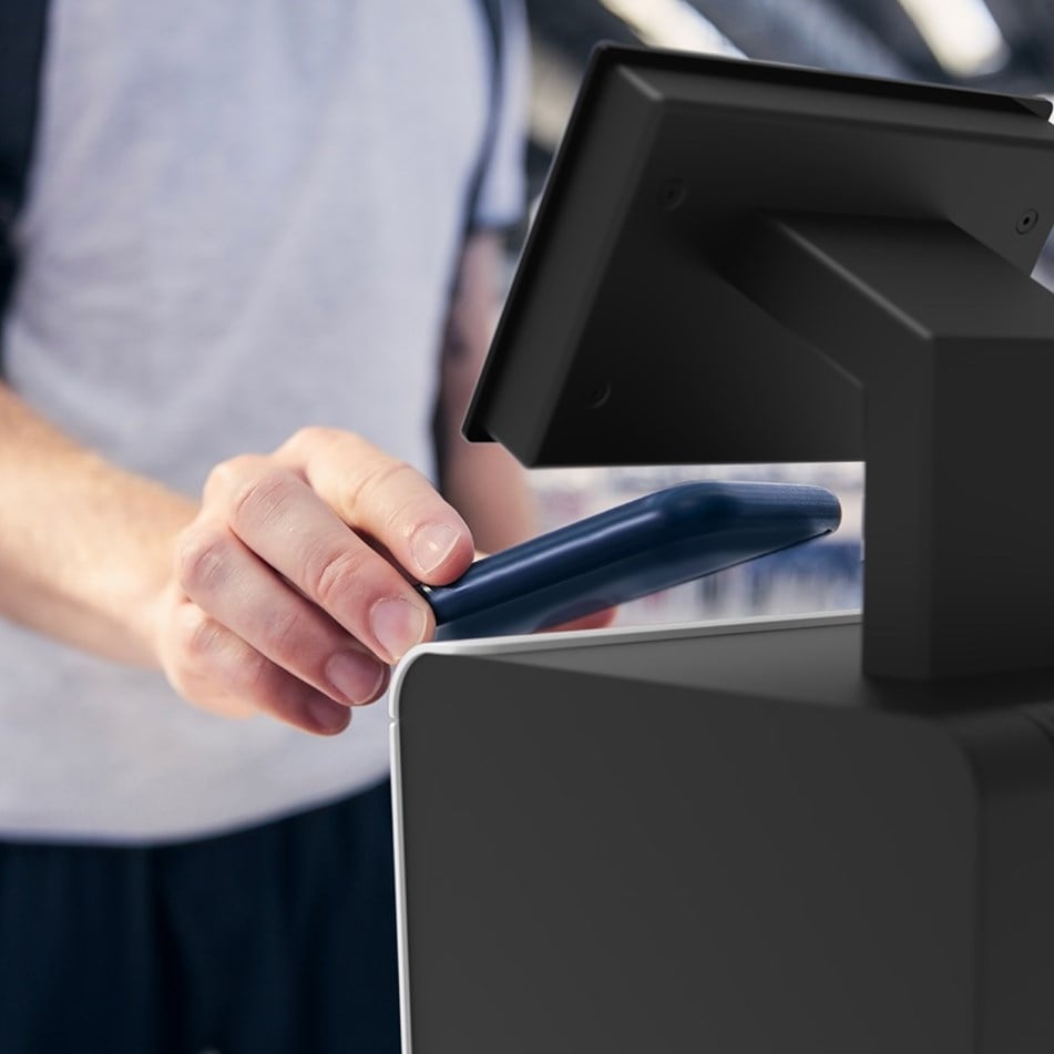 Enhance the airport experience with digital passenger processing Enhance the airport experience with digital passenger processing