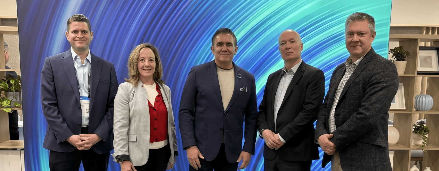 Airports and airlines no longer have to run their own connectivity networks