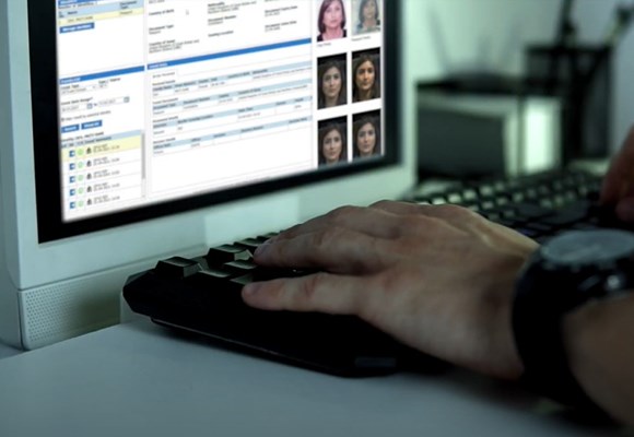 Demonstration – Manual processing of high risk travelers facilitated by biometric recognition 