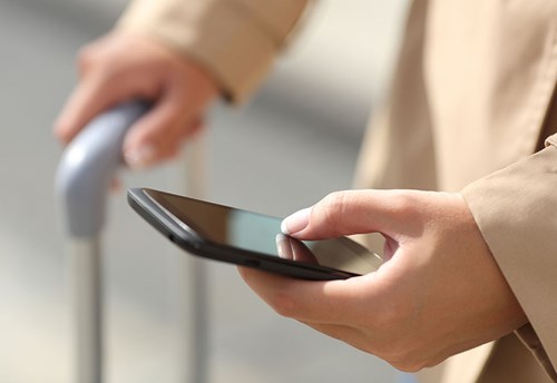 Leveraging self-service for faster, safer baggage claims