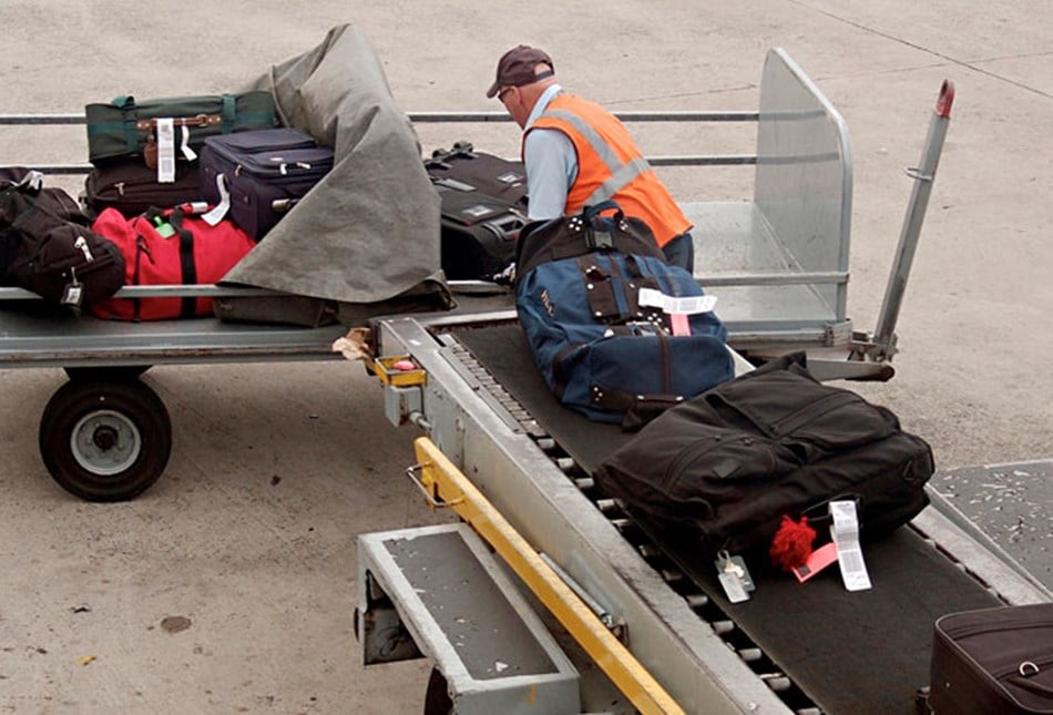Avoid flight delays due to offloading bags
