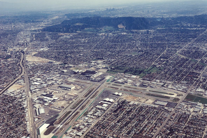 Hollywood Burbank puts technology at the center of new terminal design